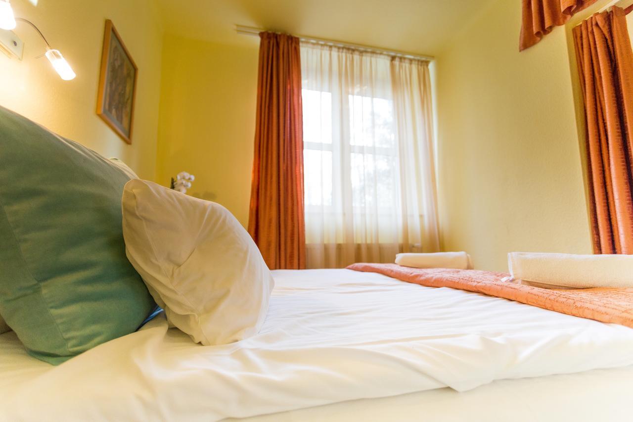 Salgo Hotel Salgótarján 外观 照片